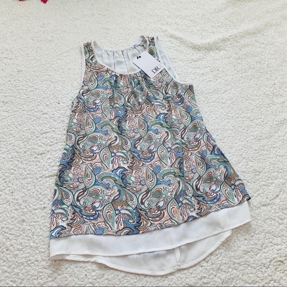 Nwt dr2 sleeveless paisley tank top Daniel rainn